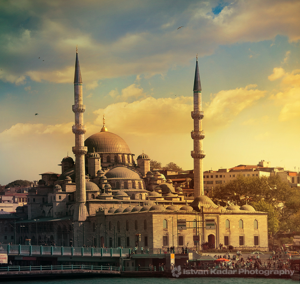 Mosque_of_the_Valide_Sultan